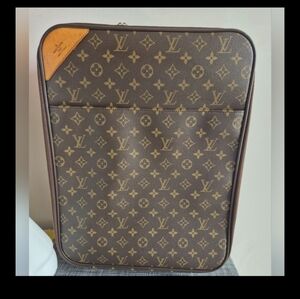 LOUIS VUITTON Pegase 50 Luggage bag